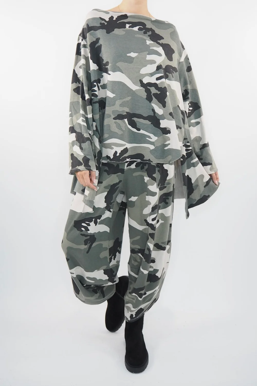 Made In Italy Seven Nations Shelby Sweatshirt Camo 6 Made In Italy Seven Nations Shelby Sweatshirt Camo - Image 4