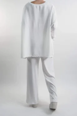 Made In Italy Chalet Pocketed Soft Knit Set Winter White -VogueCurve Store made in italy slouch chalet pocketed set winter white 3.jpg