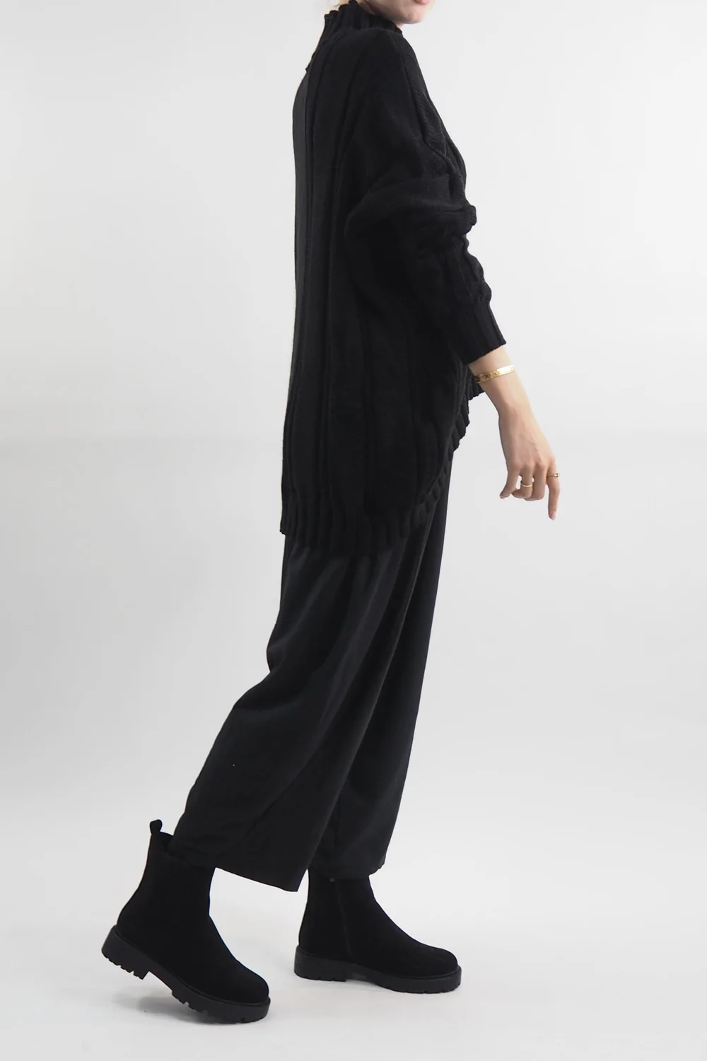 Made In Italy Turtle Cable Guy Knit Top Black 5 Made In Italy Turtle Cable Guy Knit Top Black - Image 3