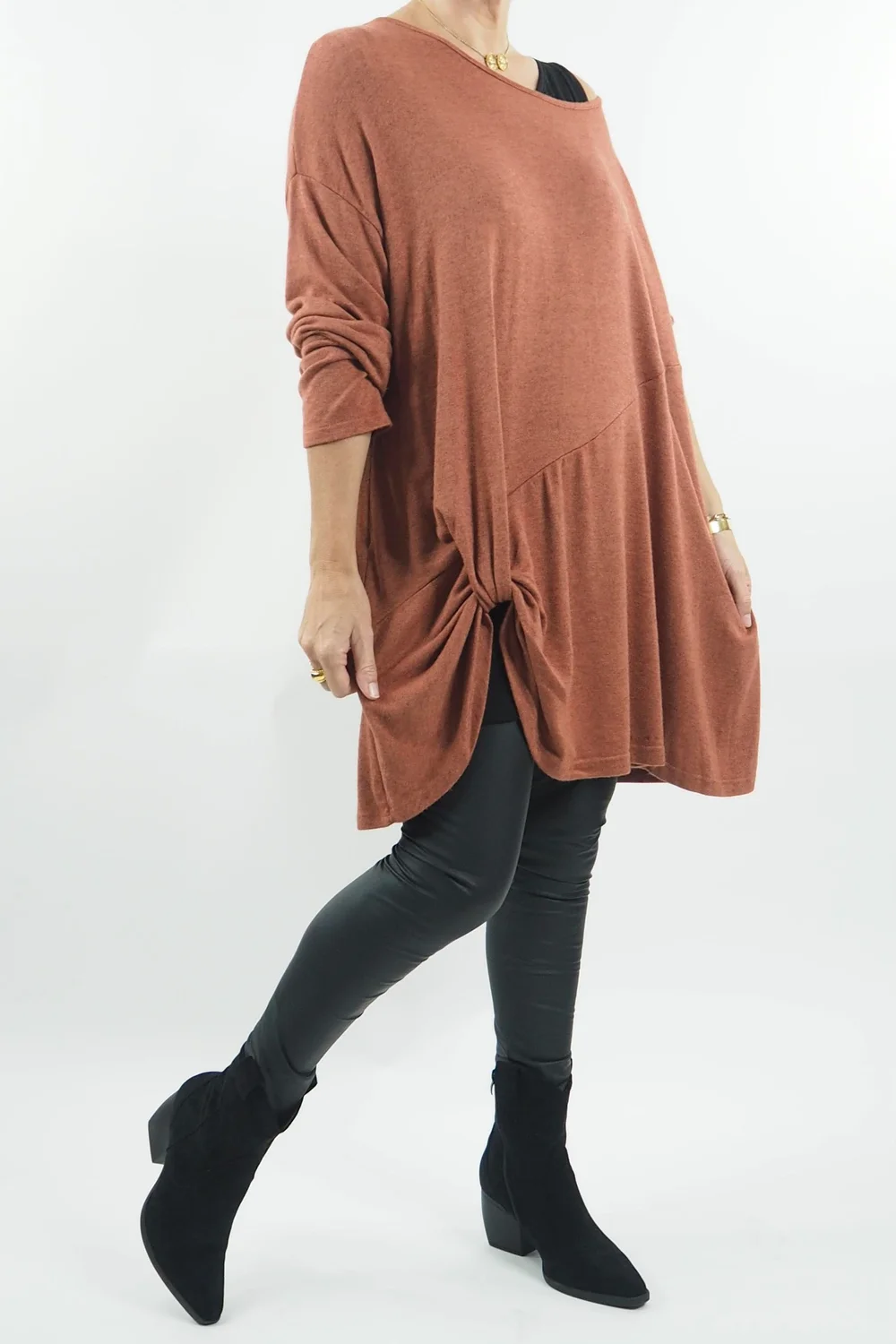 Made In Italy Knotty Nora Fine Knit Top Soft Cognac 4 Made In Italy Knotty Nora Fine Knit Top Soft Cognac - Image 2